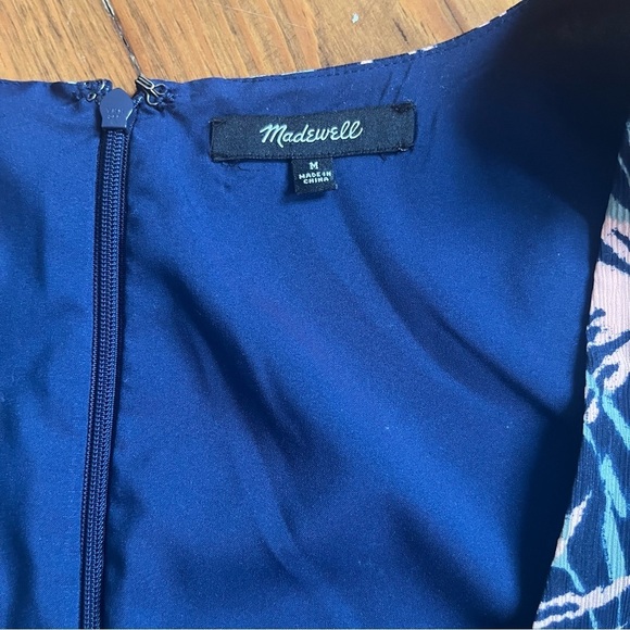 Madewell Floral Ruffle-Sleeve Midi Dress in Oasis Palms Navy size M Boho - Picture 3 of 16